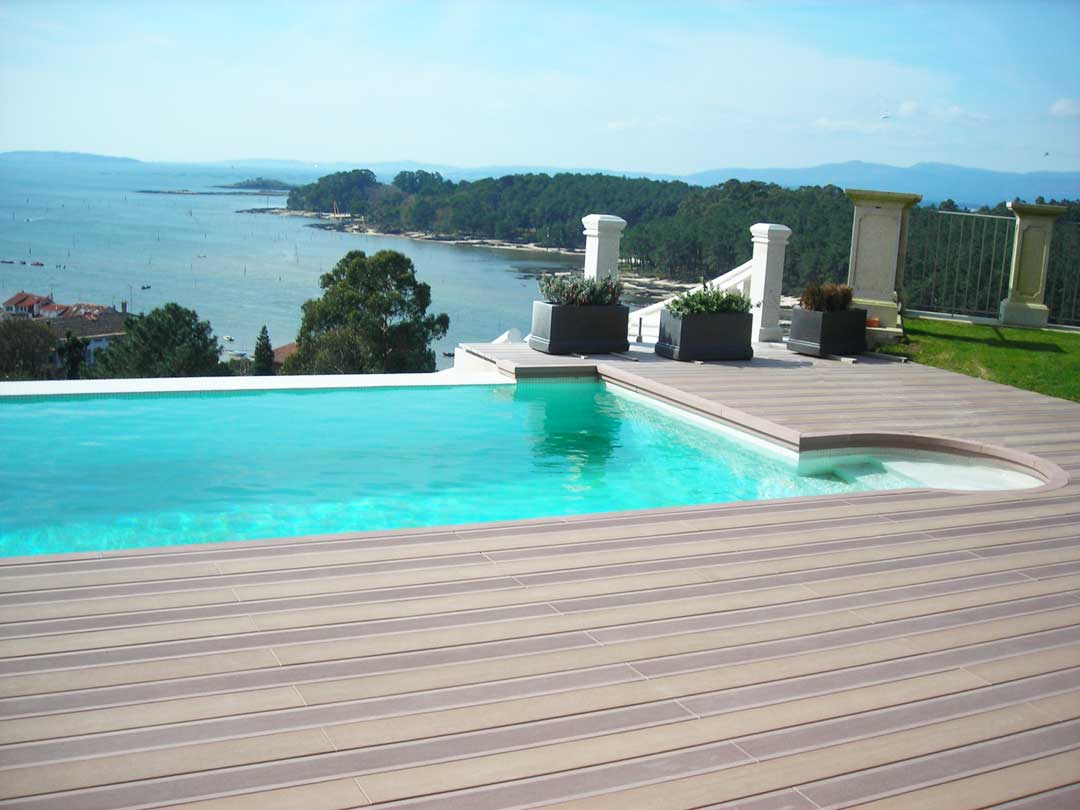 VISENDUM piscinas con curvas de madera tecnológica